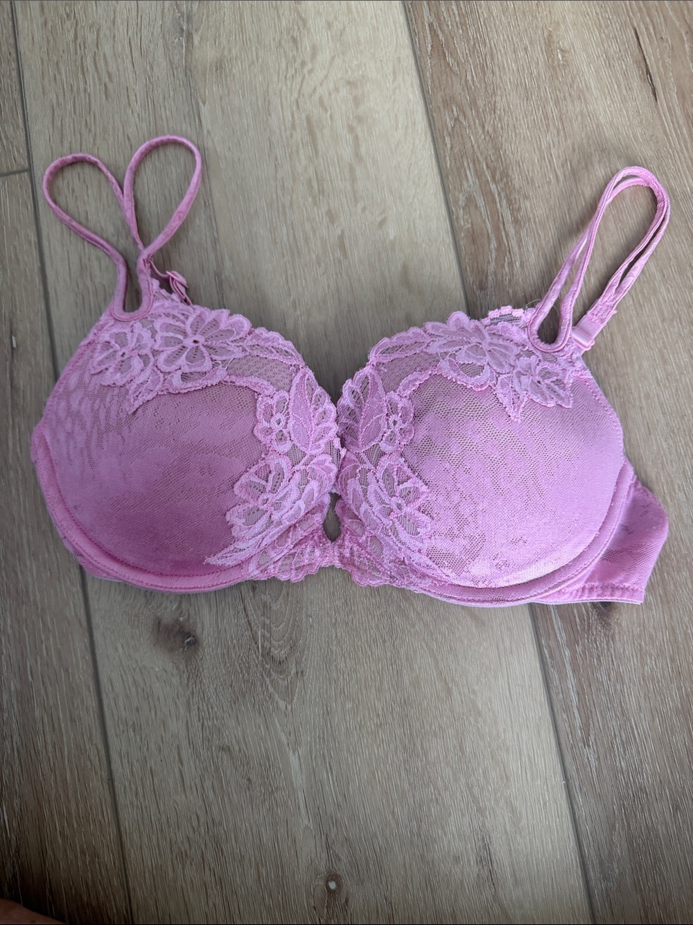 Victoria's Secret Pink Lace Push-Up Bra